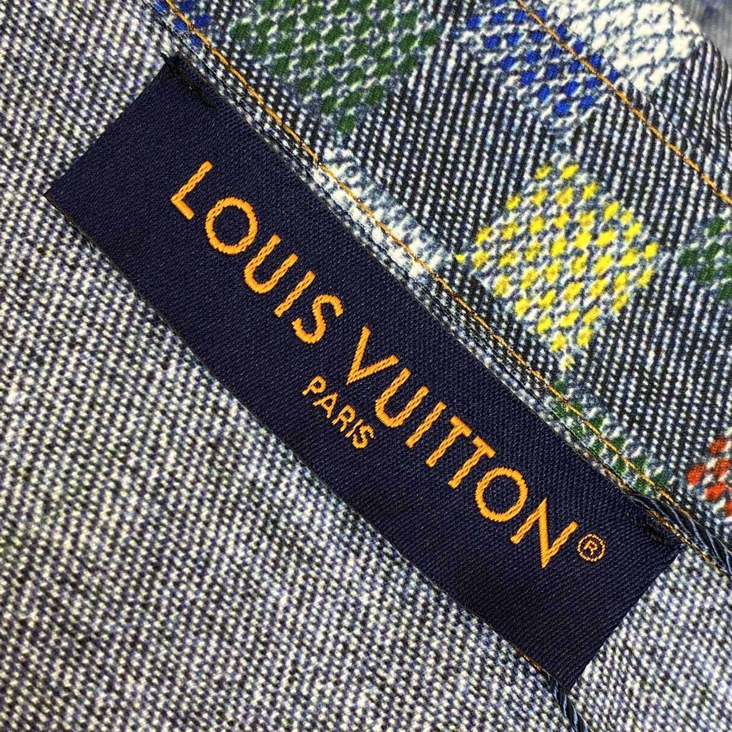 Louis Vuitton Damier Chambray Short-Sleeved Shirt  1AHCII - PerfectKickZ