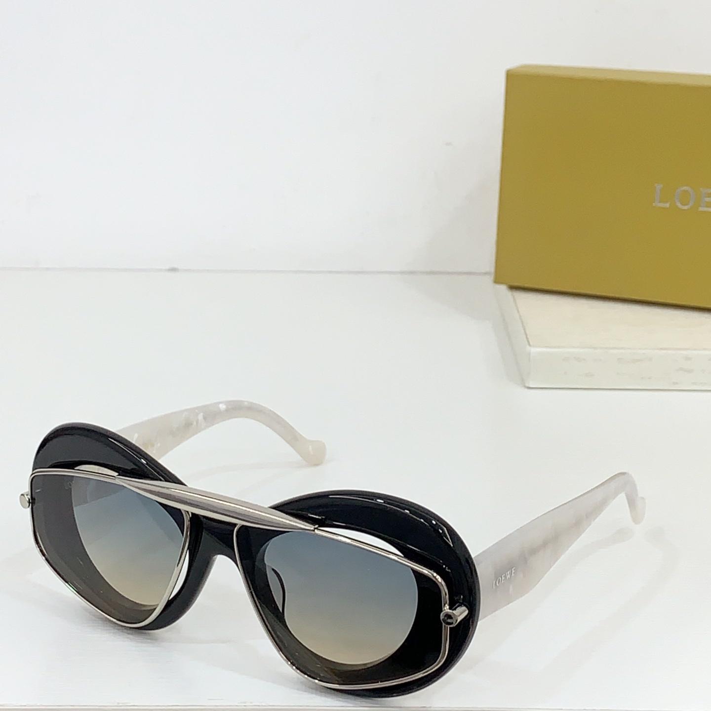 Loewe LW40120I Sunglasses   - PerfectKickZ
