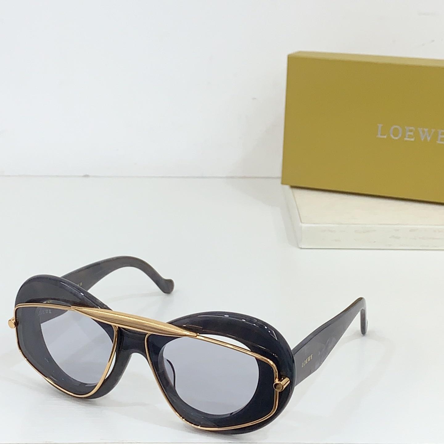 Loewe LW40120I Sunglasses   - PerfectKickZ
