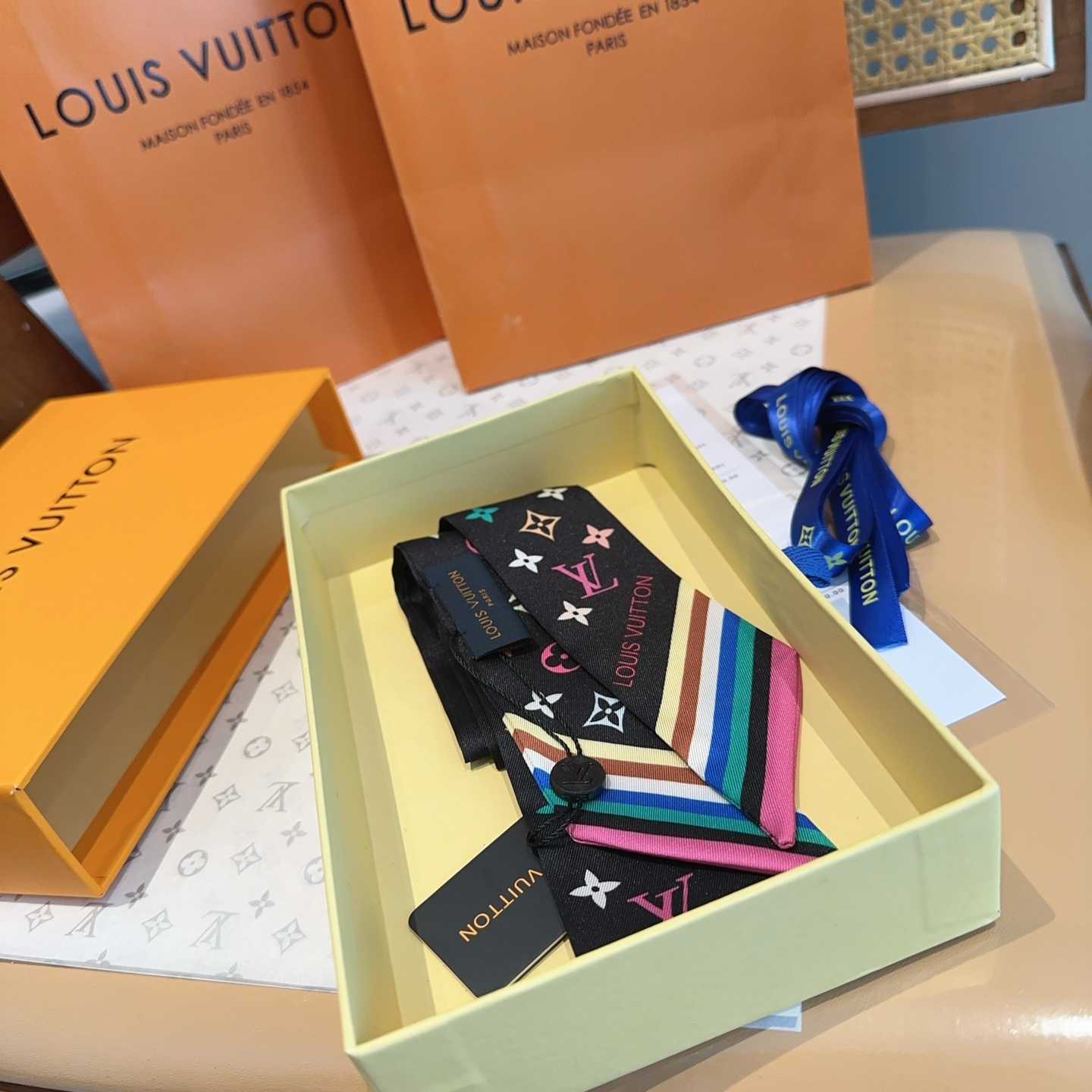 Louis Vuitton LV x TM Bandeau    120x5cm - PerfectKickZ