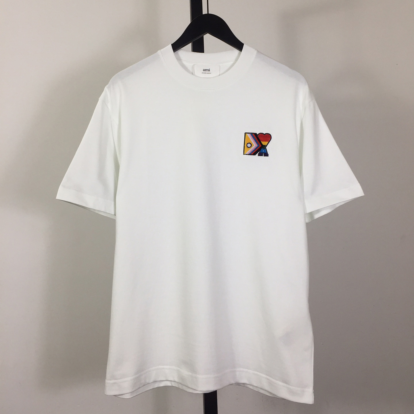 Amiri Logo T-Shirt - PerfectKickZ