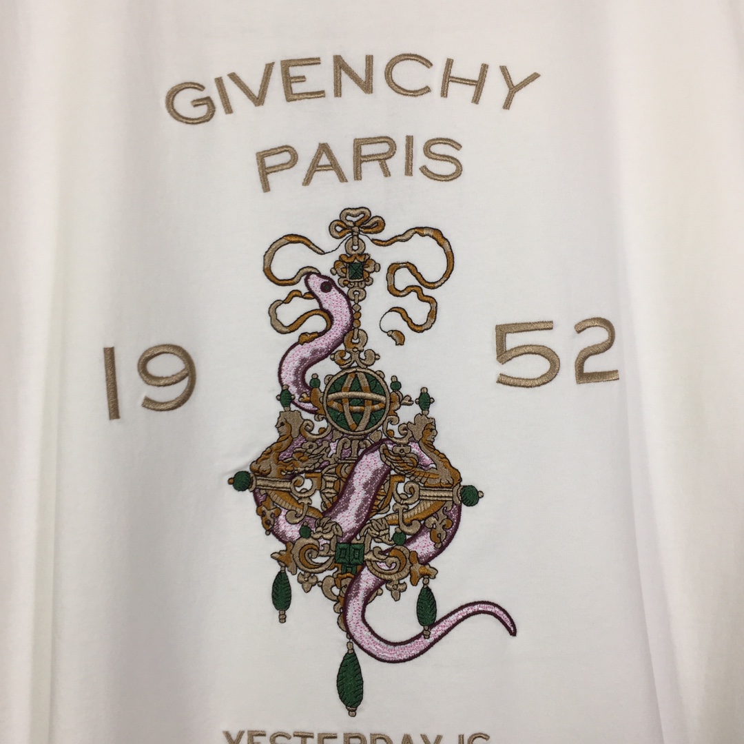 Givenchy T-shirt In Cotton With Chandelier Snake Embroideries - PerfectKickZ