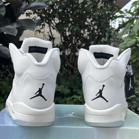 Jordan Air Jordan 5 Retro Sneakers     HF3183-001 - PerfectKickZ
