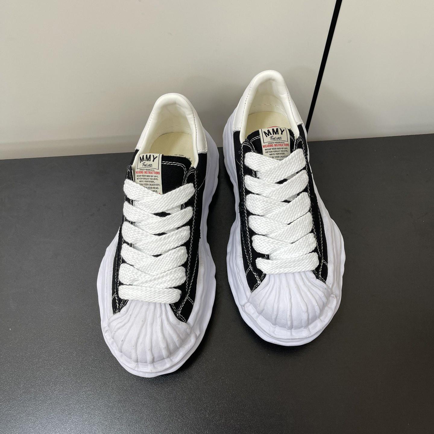 Maison Mihara Yasuhiro OG Sole Canvas Low Black Sneakers - PerfectKickZ
