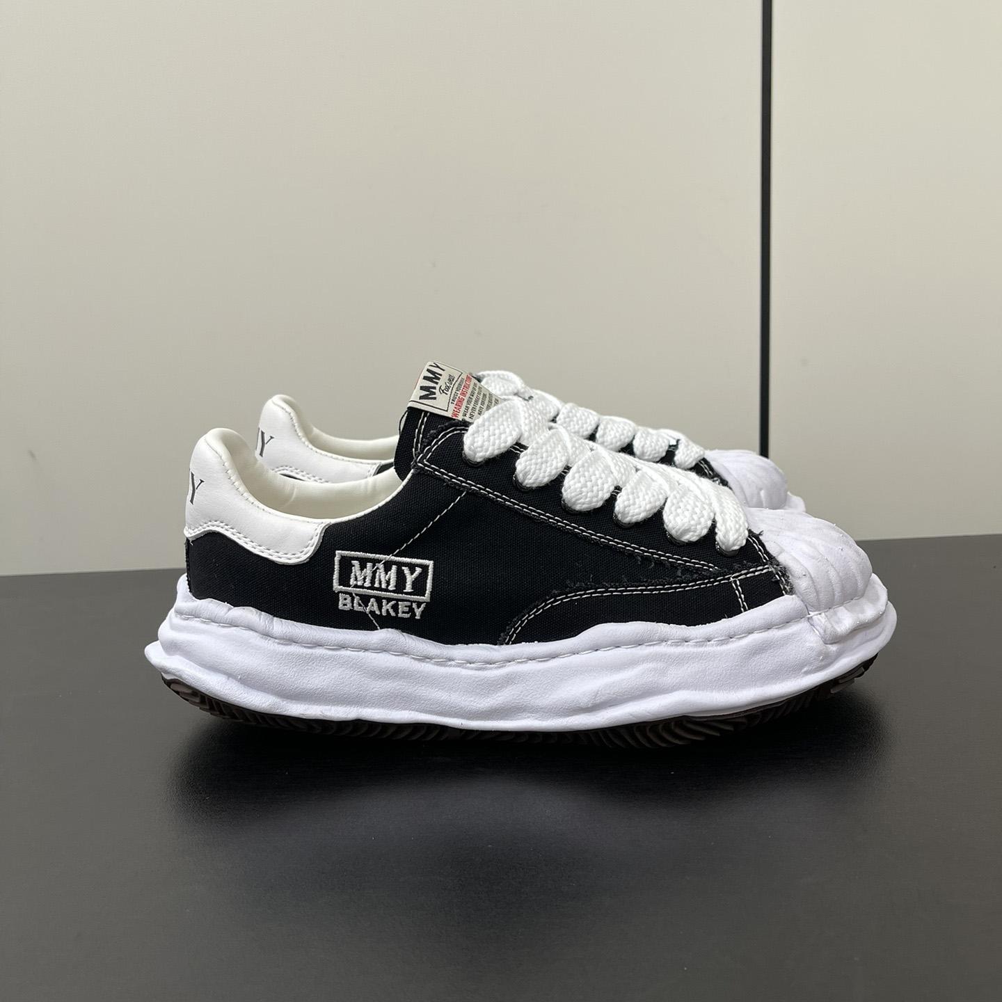 Maison Mihara Yasuhiro OG Sole Canvas Low Black Sneakers - PerfectKickZ