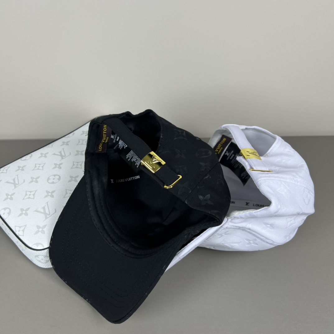 Louis Vuitton Monogram Cap - PerfectKickZ