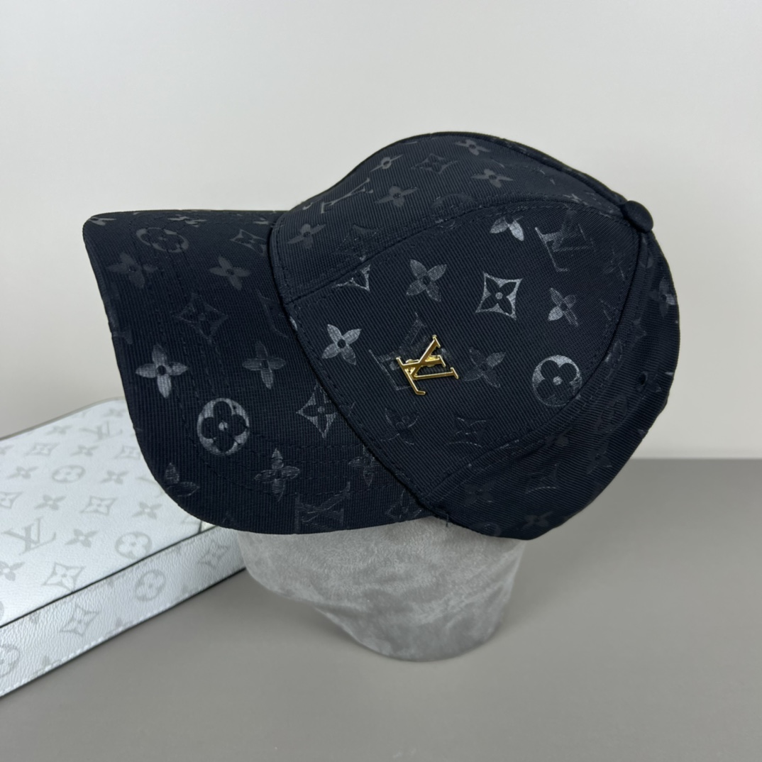 Louis Vuitton Monogram Cap - PerfectKickZ