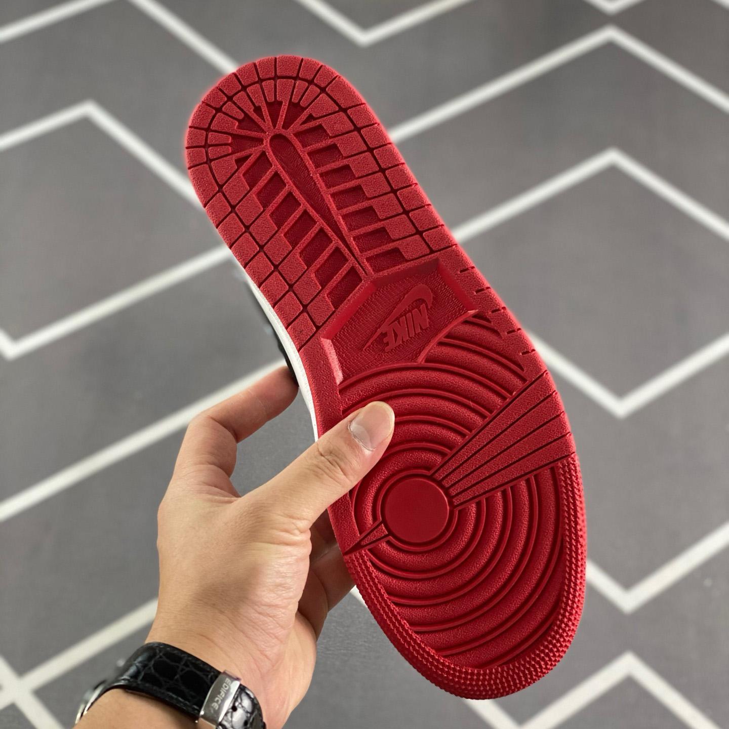 Air Jordan 1 High OG "StageHaze" Sneaker   555088-108  - 