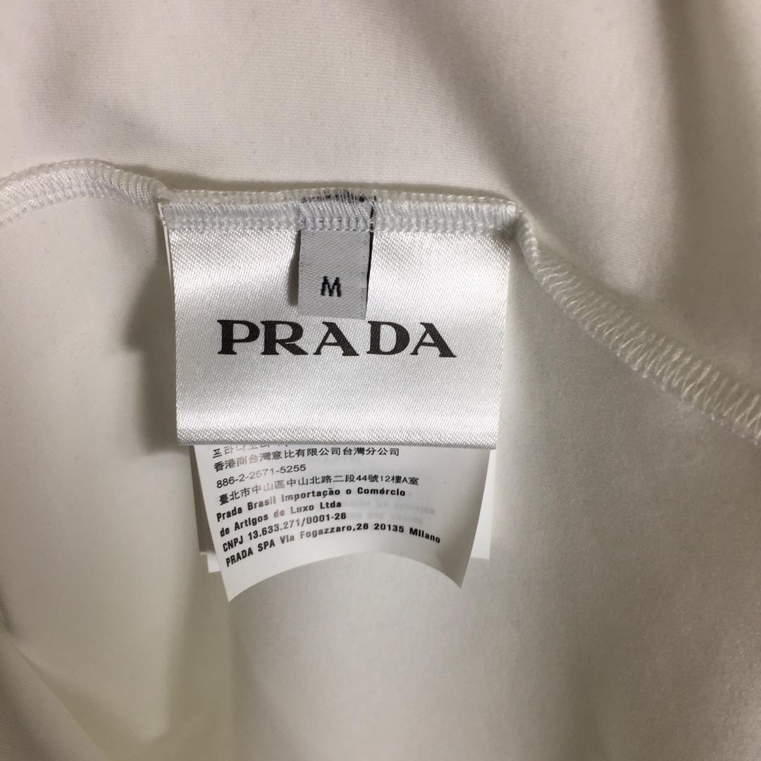 Prada Logo T-Shirt - PerfectKickZ