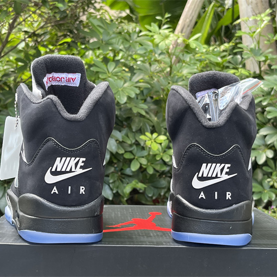 Air Jordan 5 “Black Metallic Reimagined” Sneakers     HF3975-001  - 