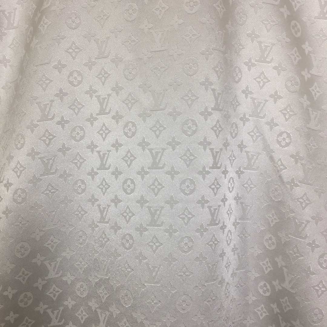 Louis Vuitton Monogram Long-Sleeved Silk Shirt   1AFJUE - PerfectKickZ