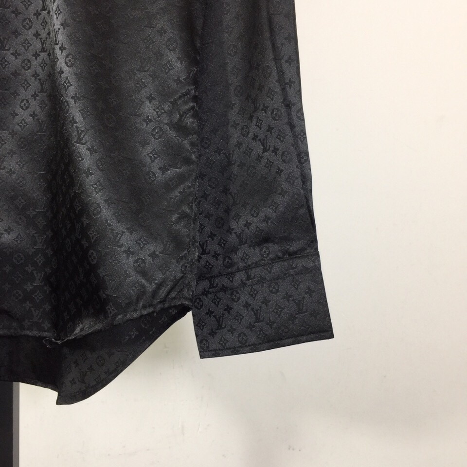 Louis Vuitton Monogram Long-Sleeved Silk Shirt   1AFWGJ - PerfectKickZ