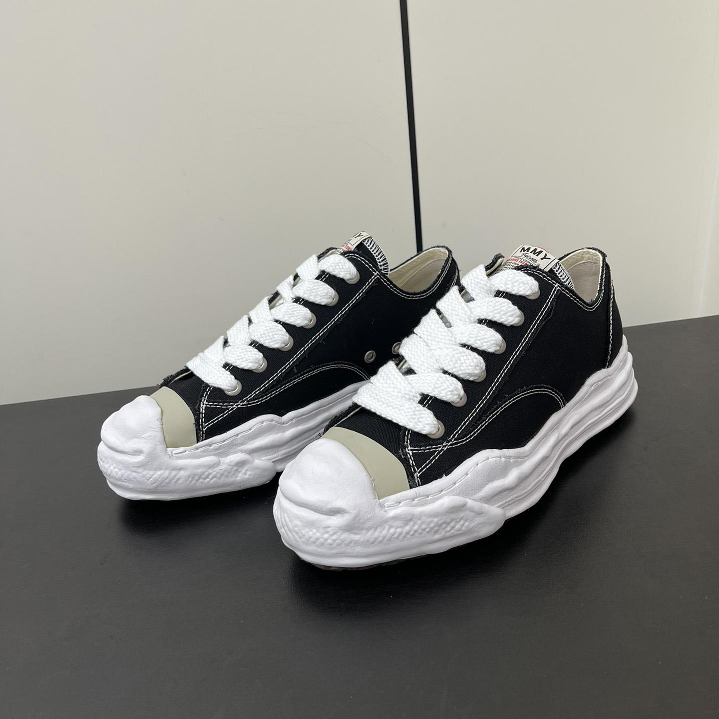 Maison Mihara Yasuhiro Low-Top Sneakers - PerfectKickZ