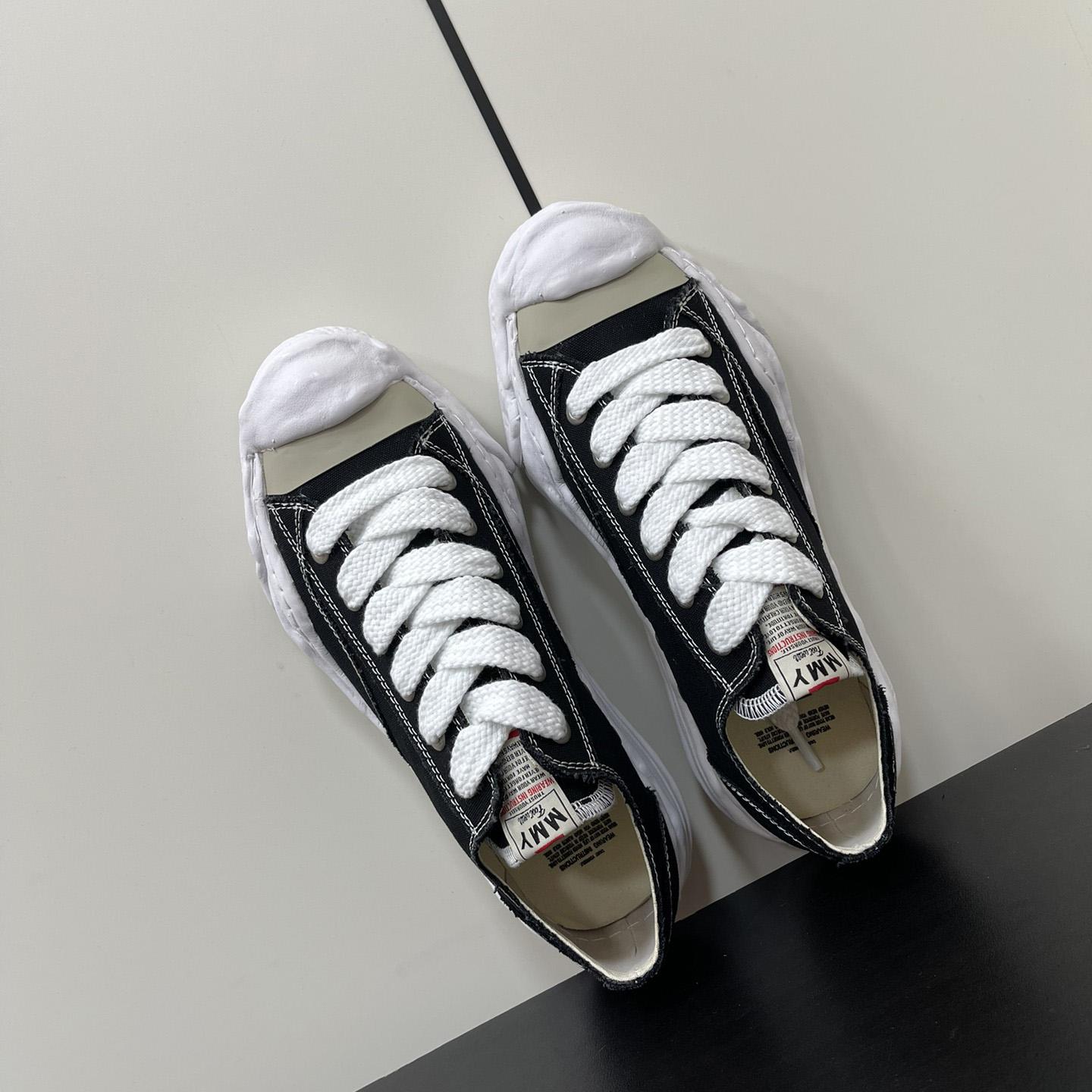 Maison Mihara Yasuhiro Low-Top Sneakers - PerfectKickZ