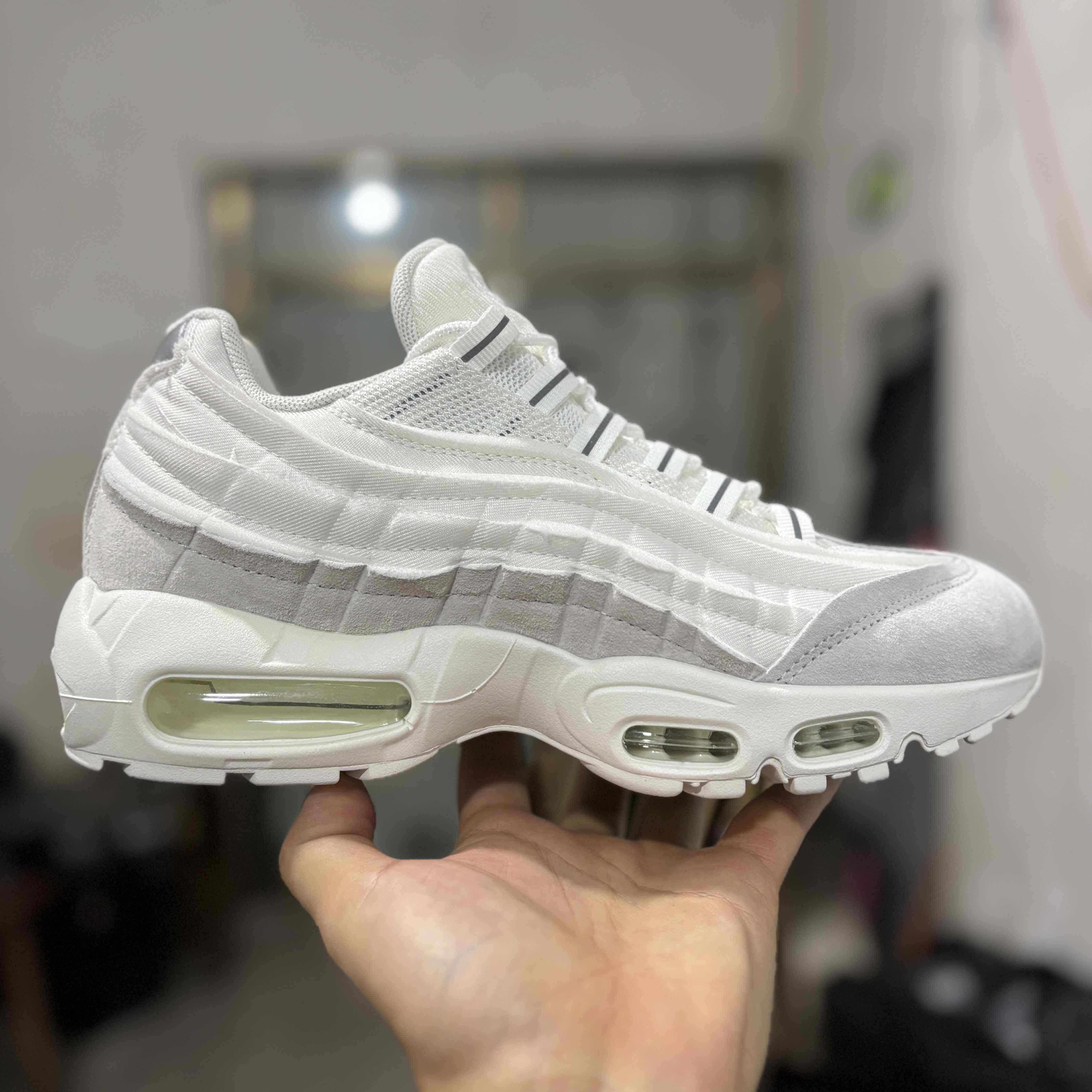 CDG X Nike Air Max 95 OG Sneaker    CU8406-100 - PerfectKickZ