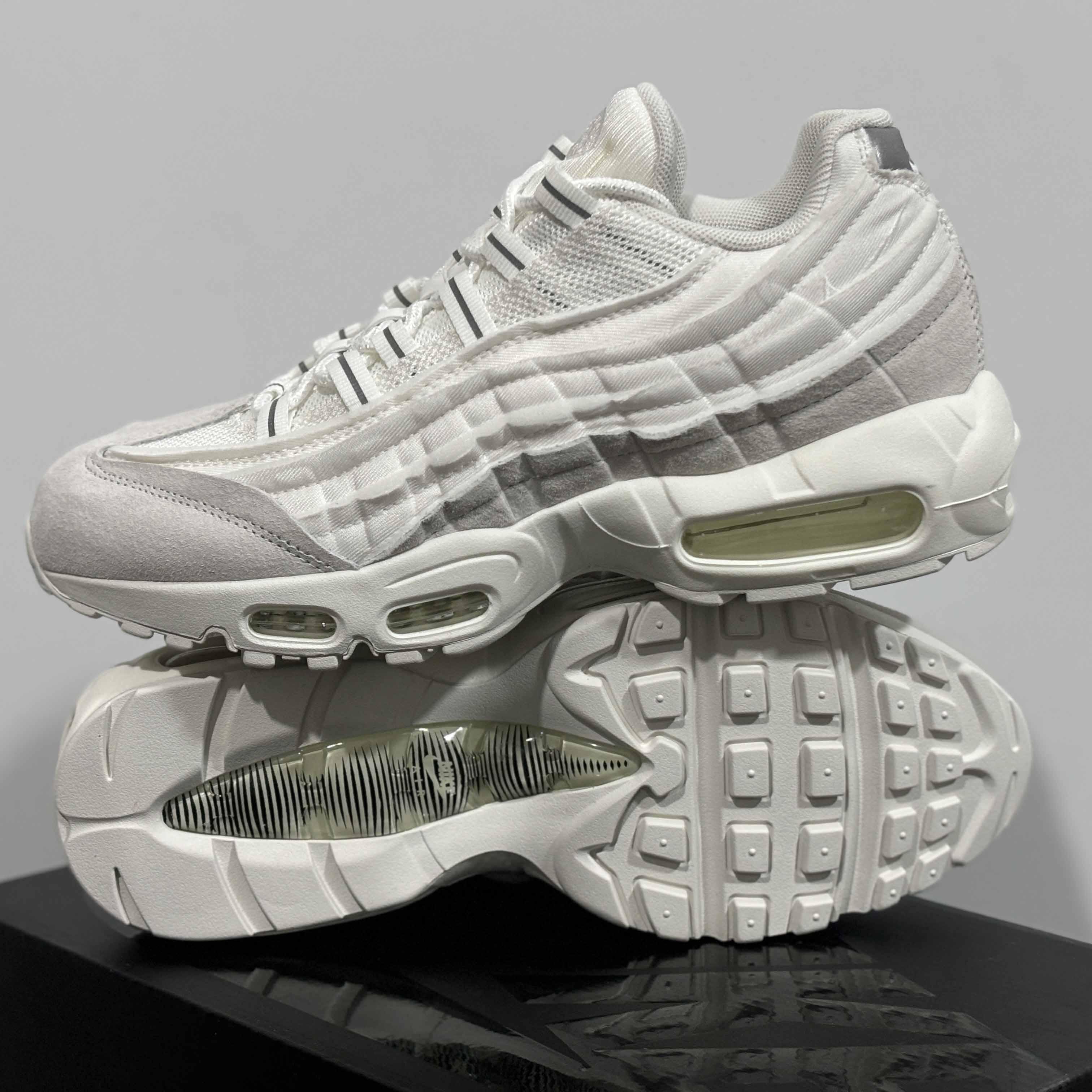 CDG X Nike Air Max 95 OG Sneaker    CU8406-100 - PerfectKickZ