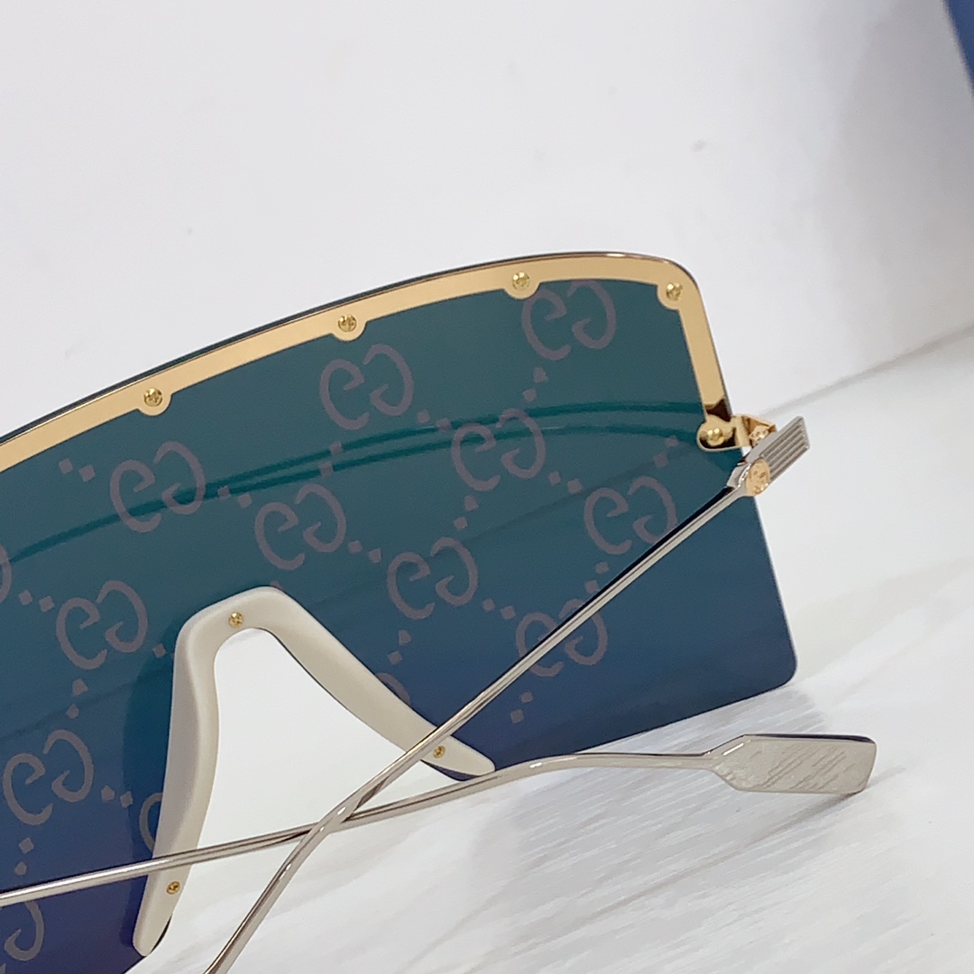 Gucci Mask-Shaped Sunglasses     GG1244 - PerfectKickZ