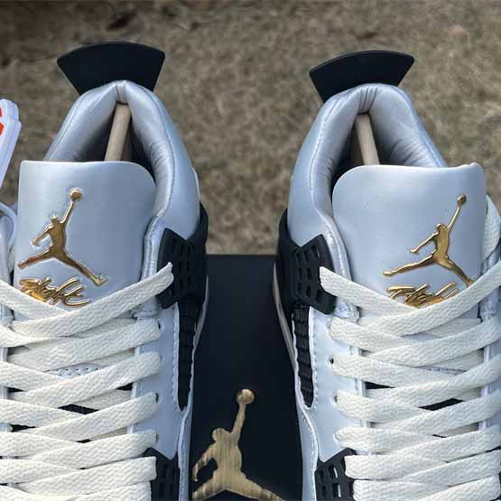 Jordan Air jordan 4 GS“Pure Platinum” Sneakers      FZ8585-070  - PerfectKickZ