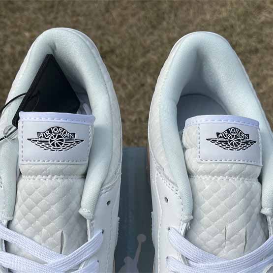 Jordan Legacy 312 LoW WMNS CNY Sneaker     HF3182-100 - PerfectKickZ