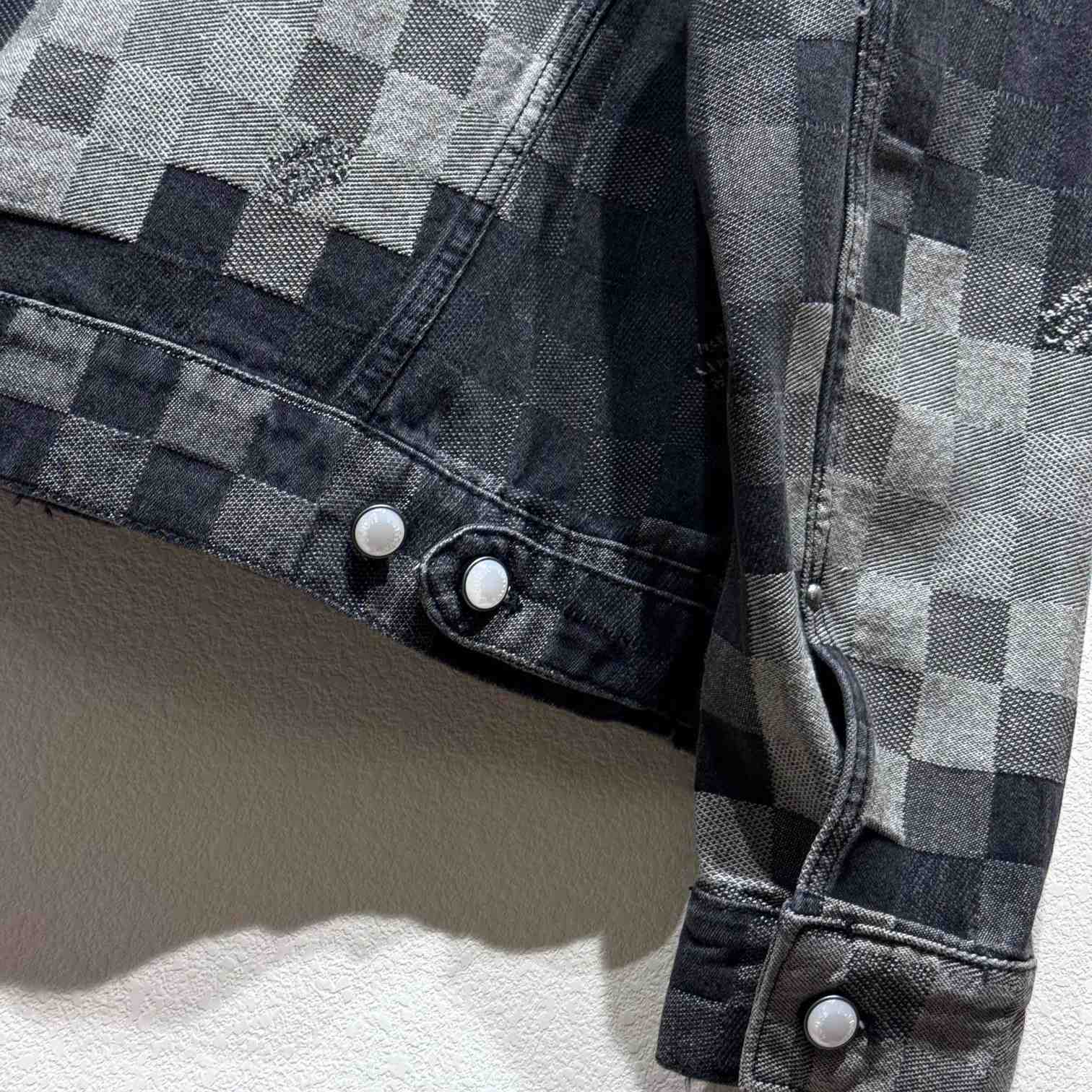 Louis Vuitton Damoflage Classic Denim Jacket  1AHEBJ - PerfectKickZ
