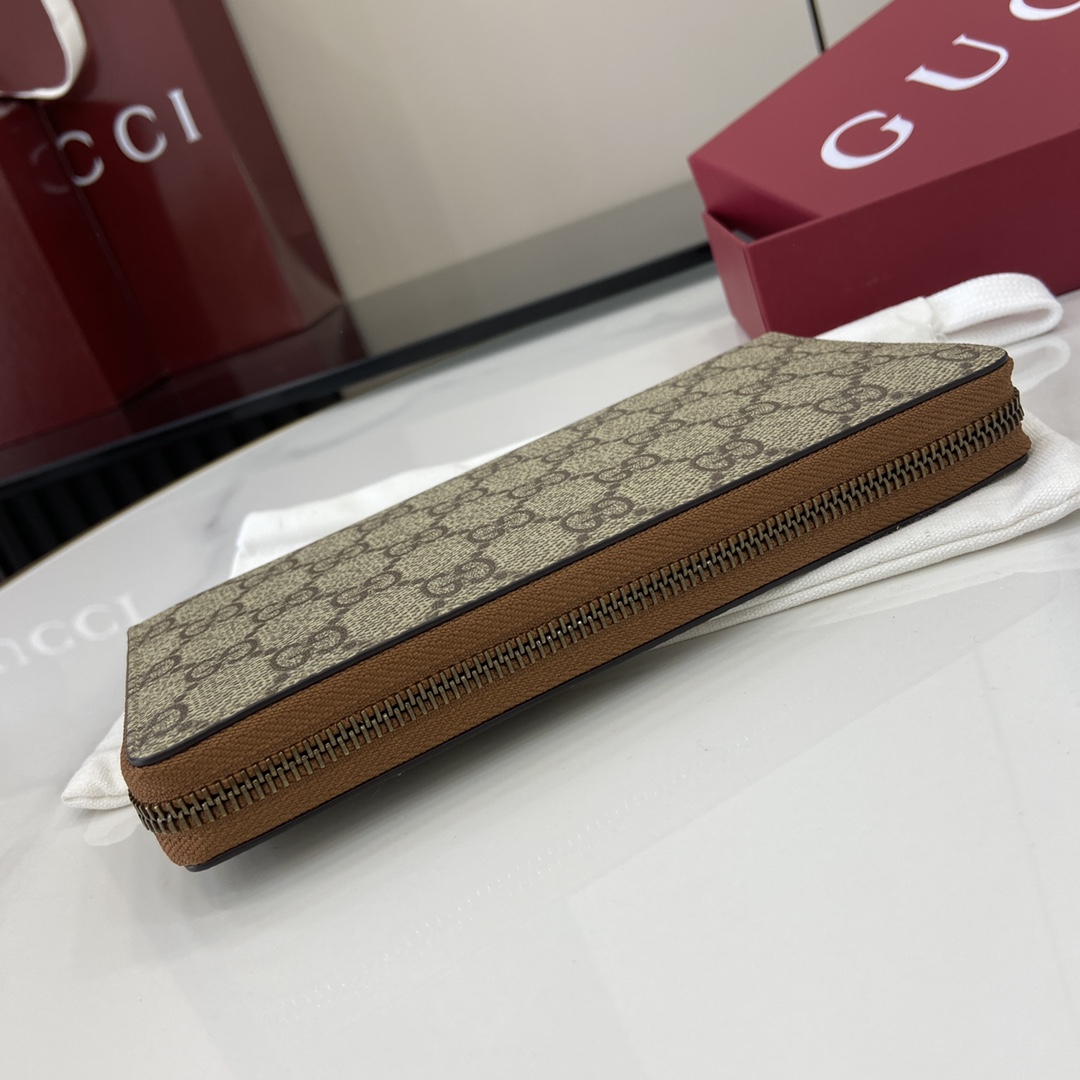 Gucci GG Emblem Around Wallet - PerfectKickZ
