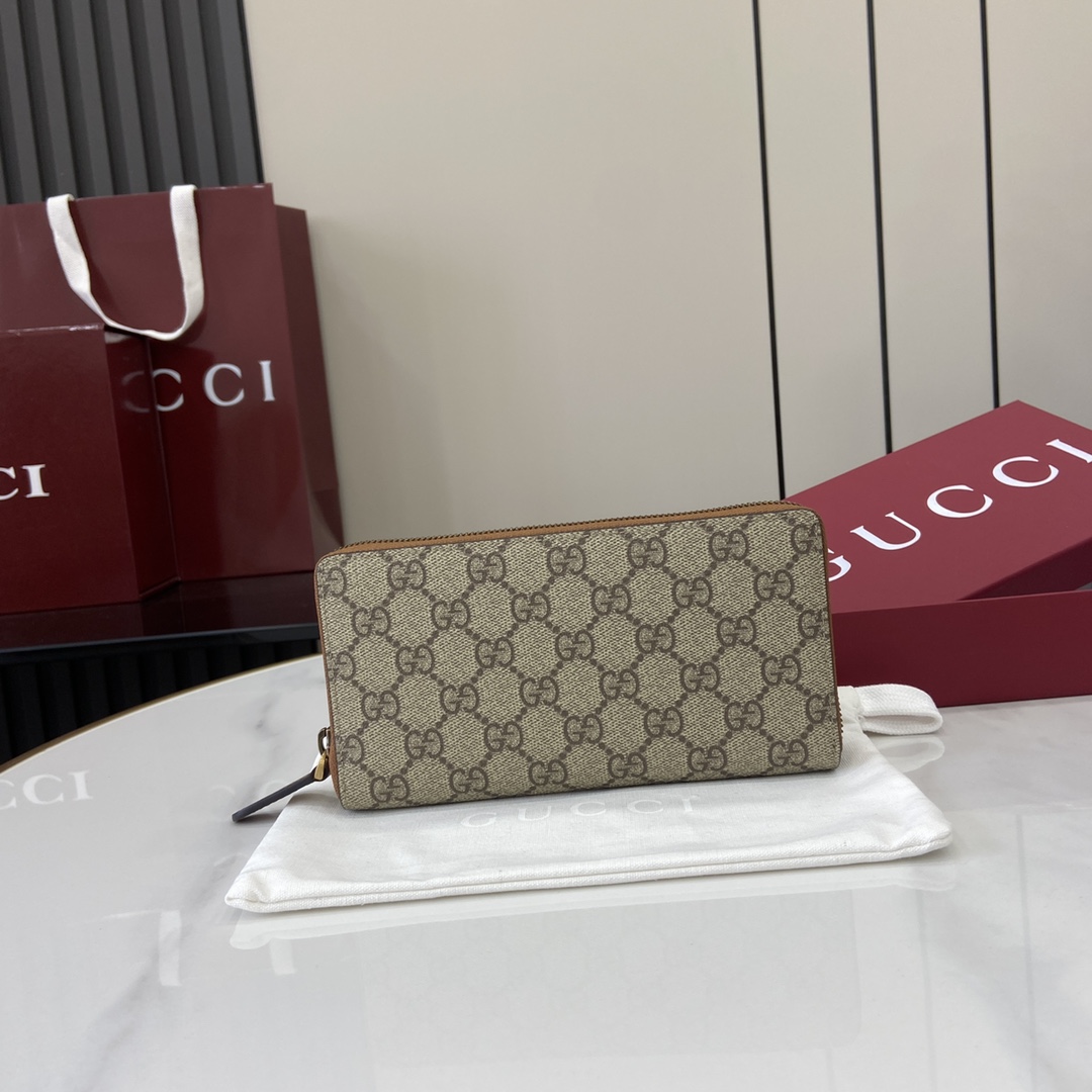 Gucci GG Emblem Around Wallet - PerfectKickZ