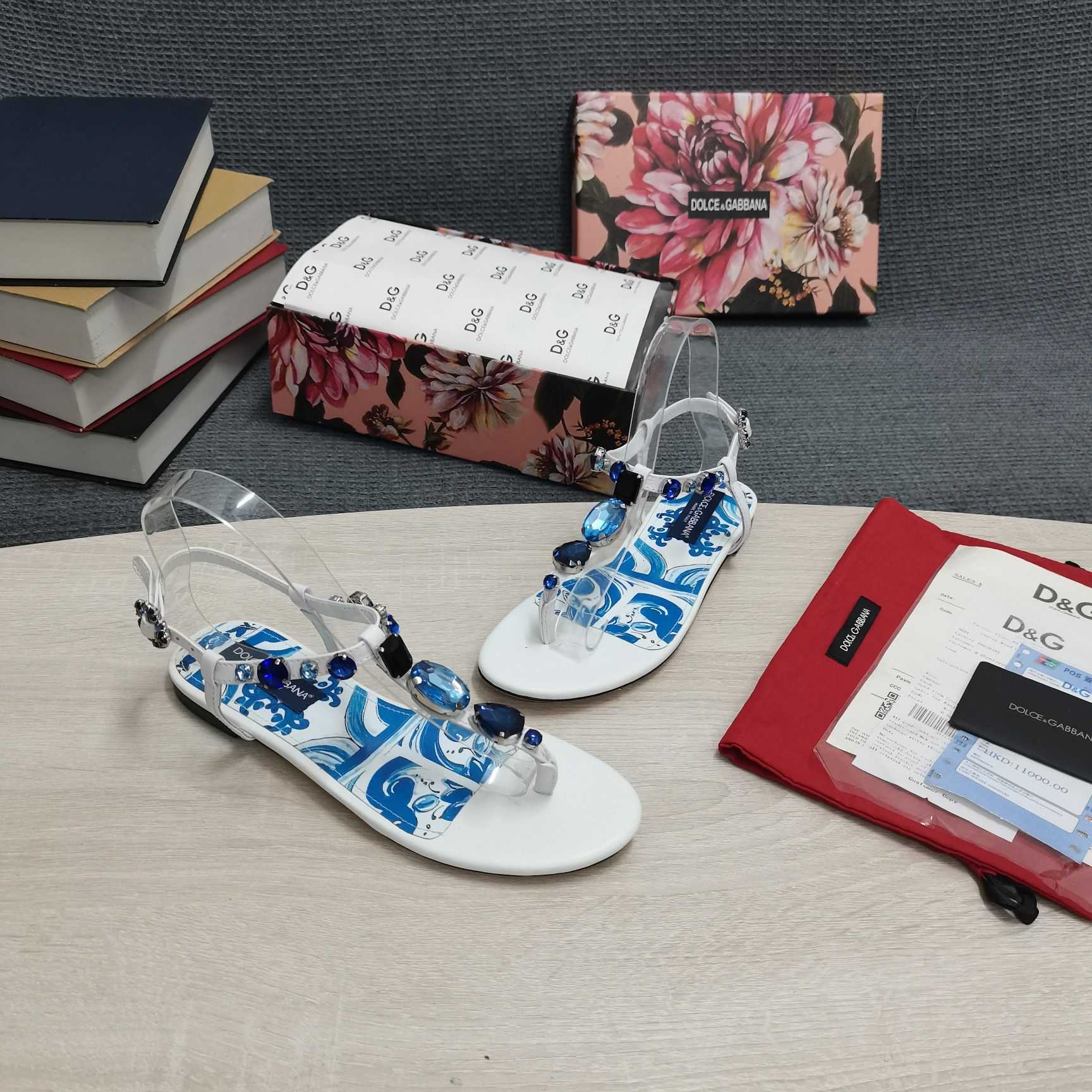 Dolce & Gabbana Patent Leather Thong Sandals With Embroidery - PerfectKickZ
