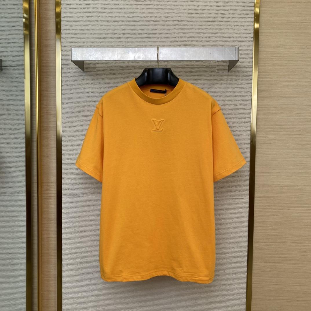 Louis Vuitton Embossed LV T-Shirt  1AGIIO - PerfectKickZ