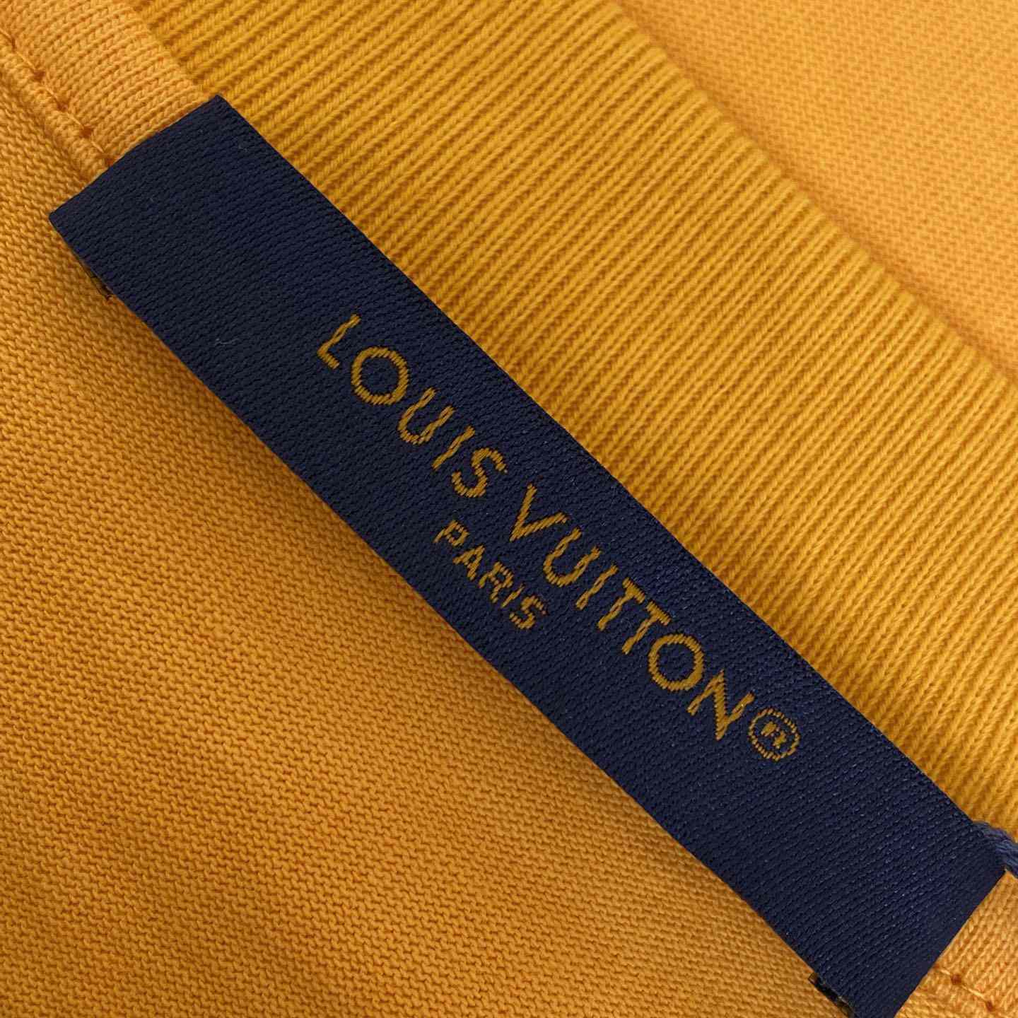 Louis Vuitton Embossed LV T-Shirt  1AGIIO - PerfectKickZ