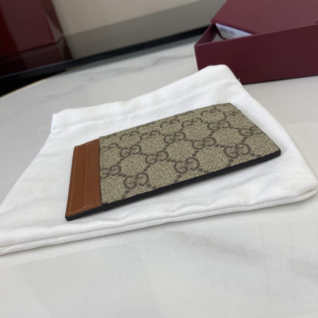 Gucci GG Emblem Card Case  - PerfectKickZ