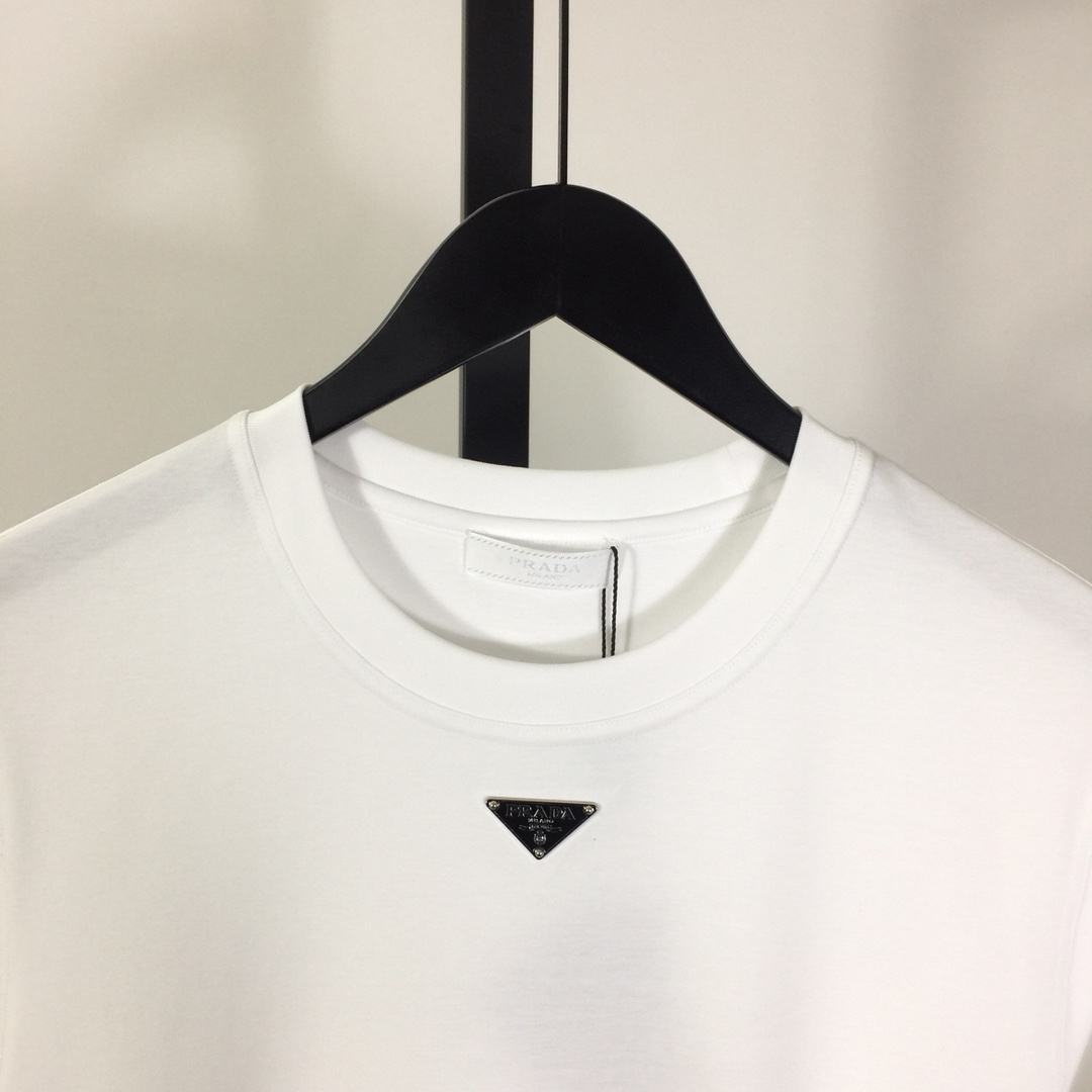 Prada Logo T-Shirt - PerfectKickZ