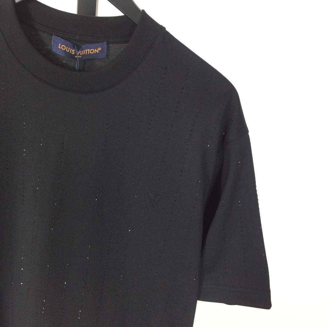 Louis Vuitton Cotton T-Shirt With Crystal - PerfectKickZ