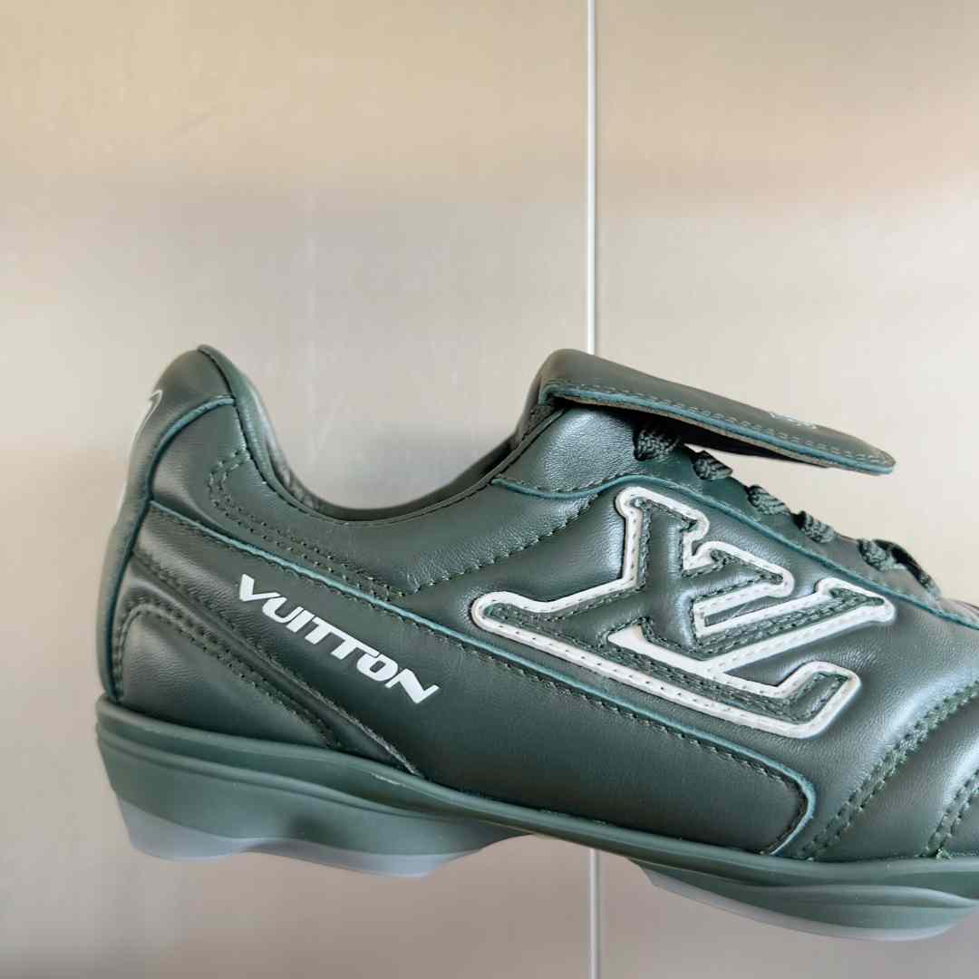 Louis Vuitton LV Footprint Soccer Sneaker   1AHDPP - PerfectKickZ