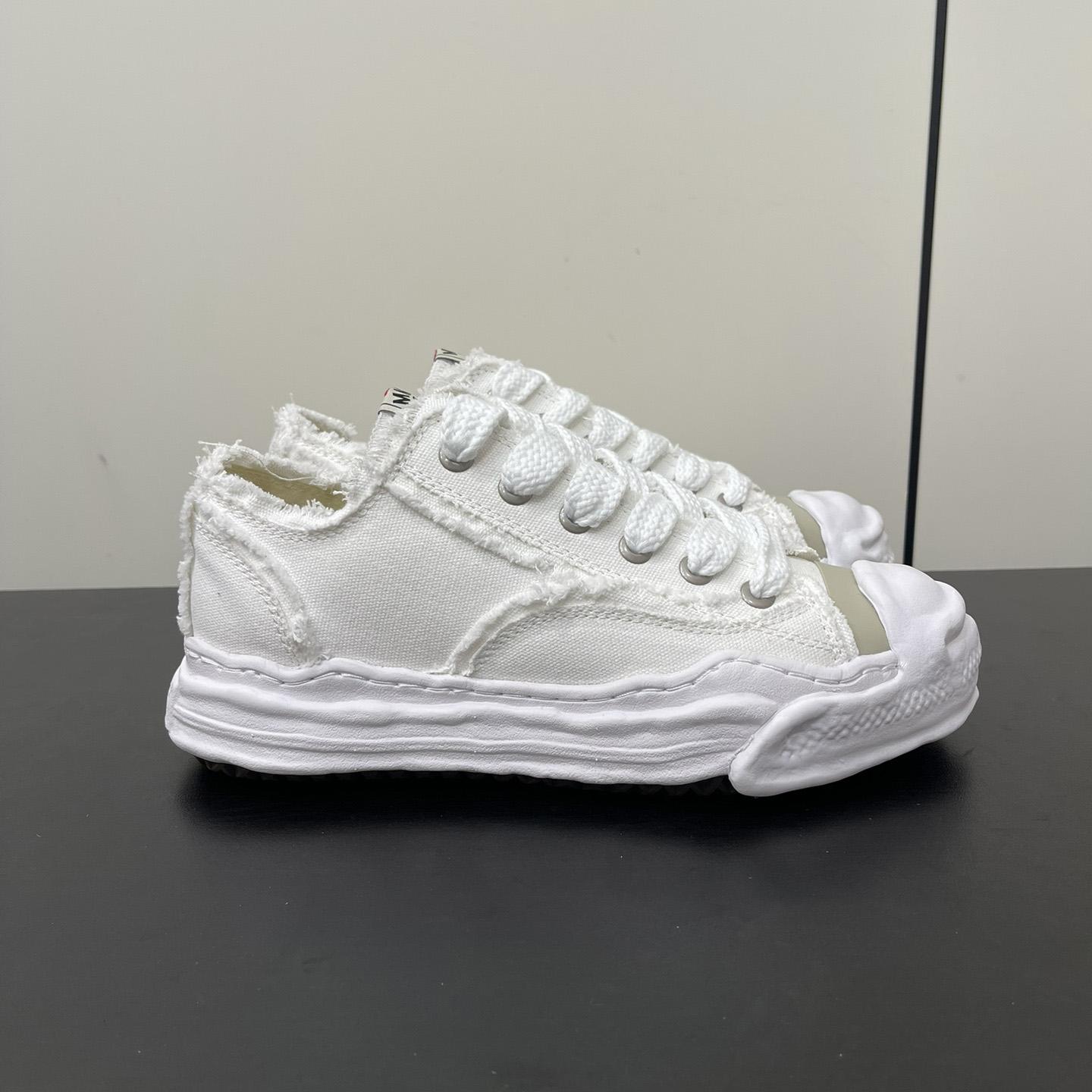 Maison Mihara Yasuhiro Low-Top Sneakers - PerfectKickZ