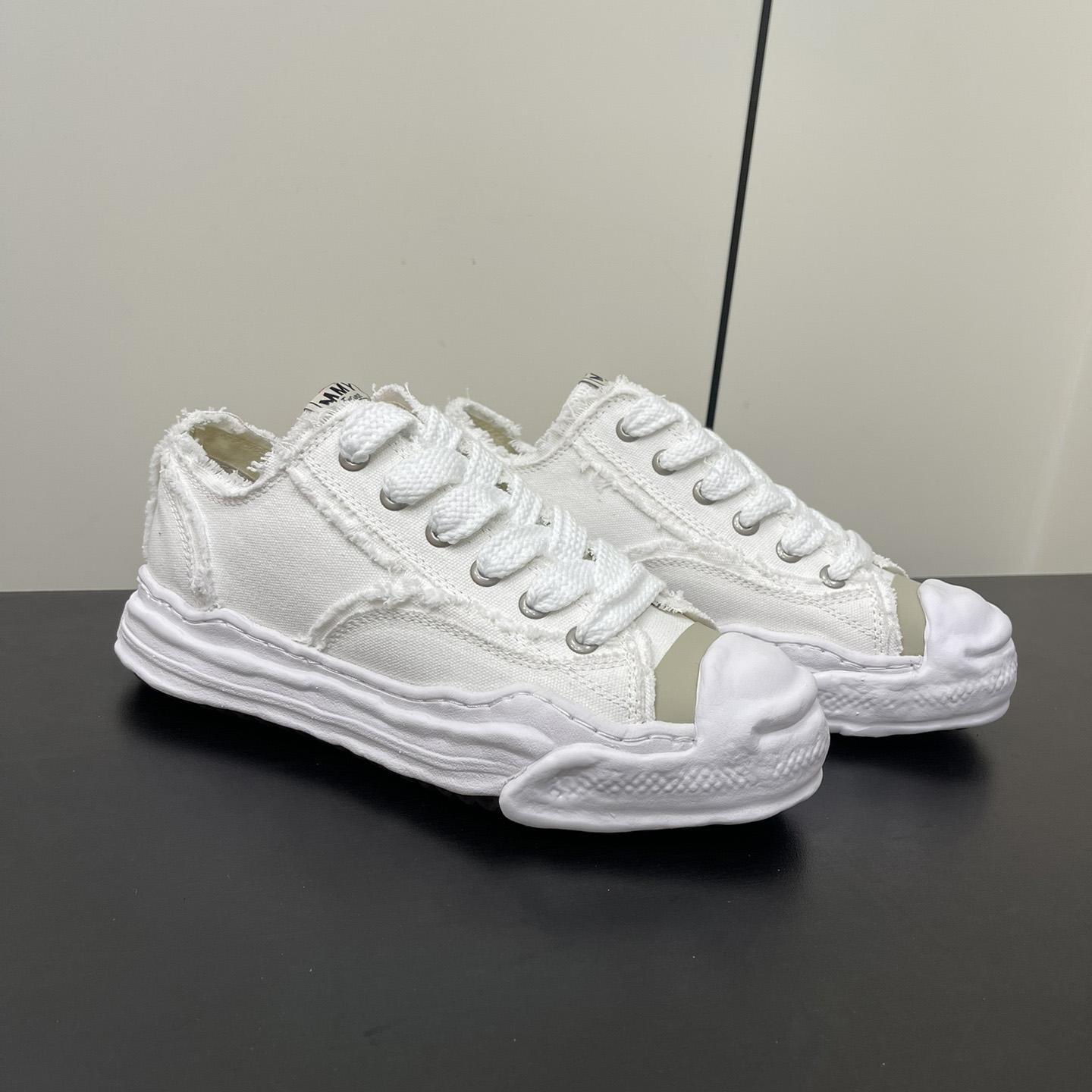 Maison Mihara Yasuhiro Low-Top Sneakers - PerfectKickZ