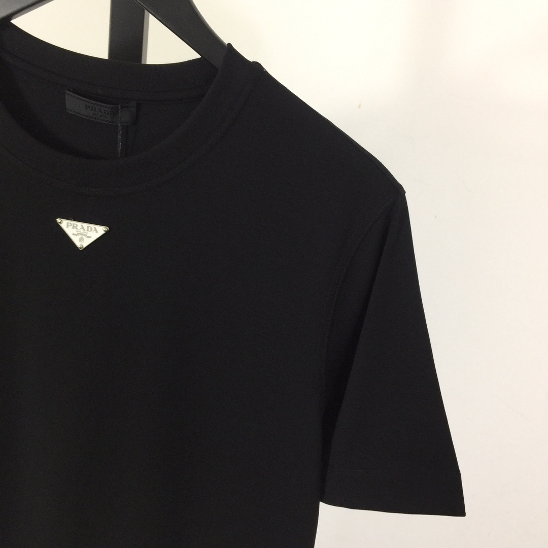 Prada Logo T-Shirt - PerfectKickZ