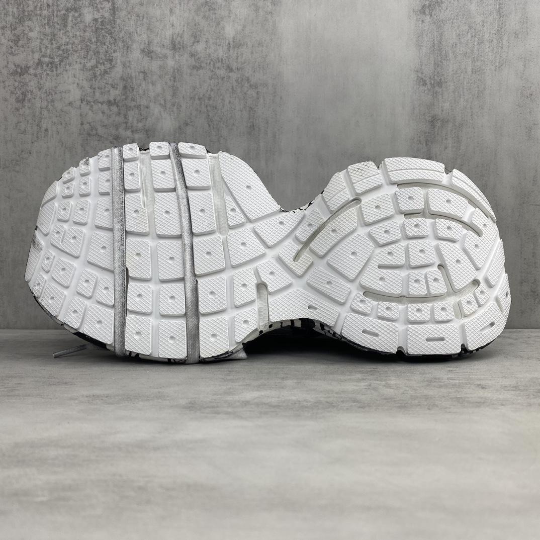 Balenciaga Track Graffiti Sneaker In White And Black Mesh And Nylon - PerfectKickZ