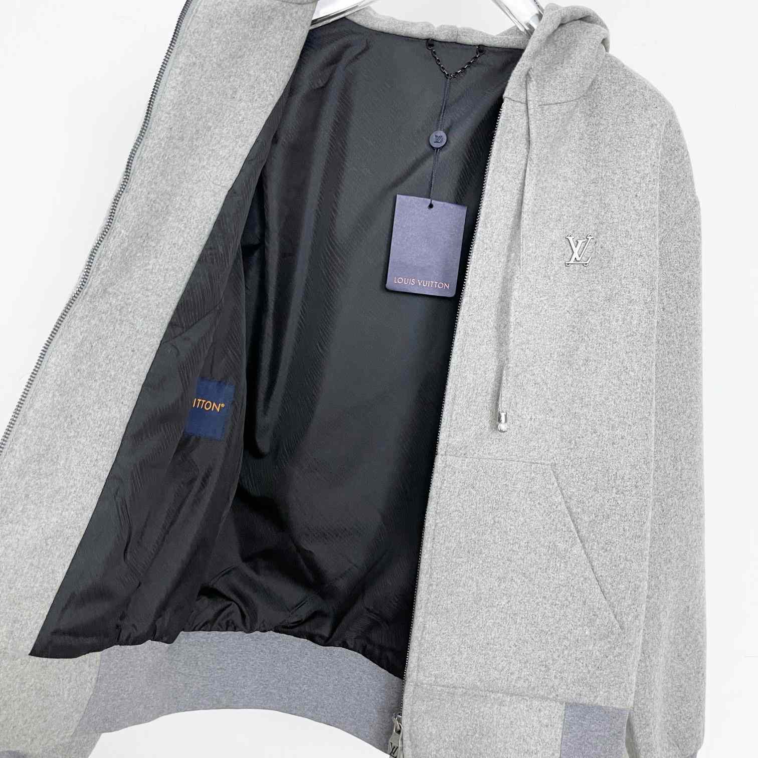Louis Vuitton Tailored Technical Wool Hooded Blouson     1AFYBT - PerfectKickZ