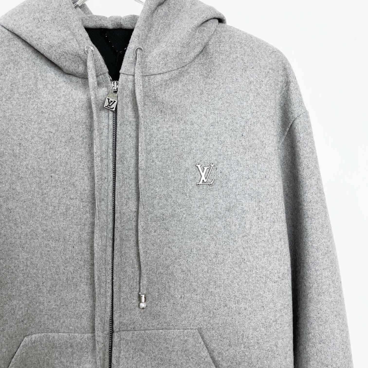 Louis Vuitton Tailored Technical Wool Hooded Blouson     1AFYBT - PerfectKickZ