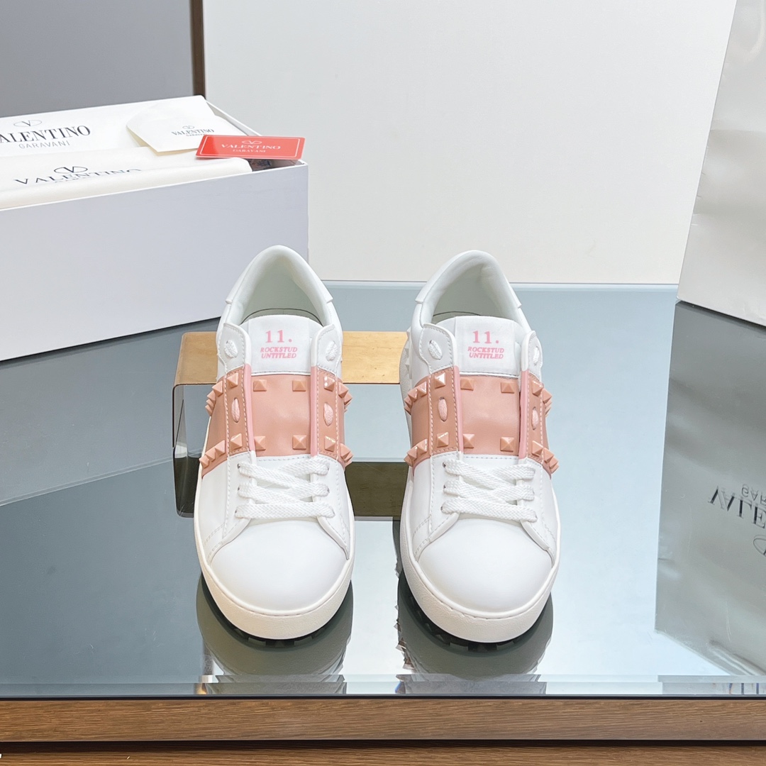 Valenti Rockstud Untitled Sneakers - PerfectKickZ