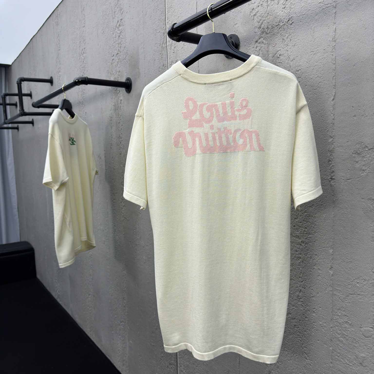 Louis Vuitton Short-Sleeved Cotton Knitted Crewneck   1AFRDI - PerfectKickZ