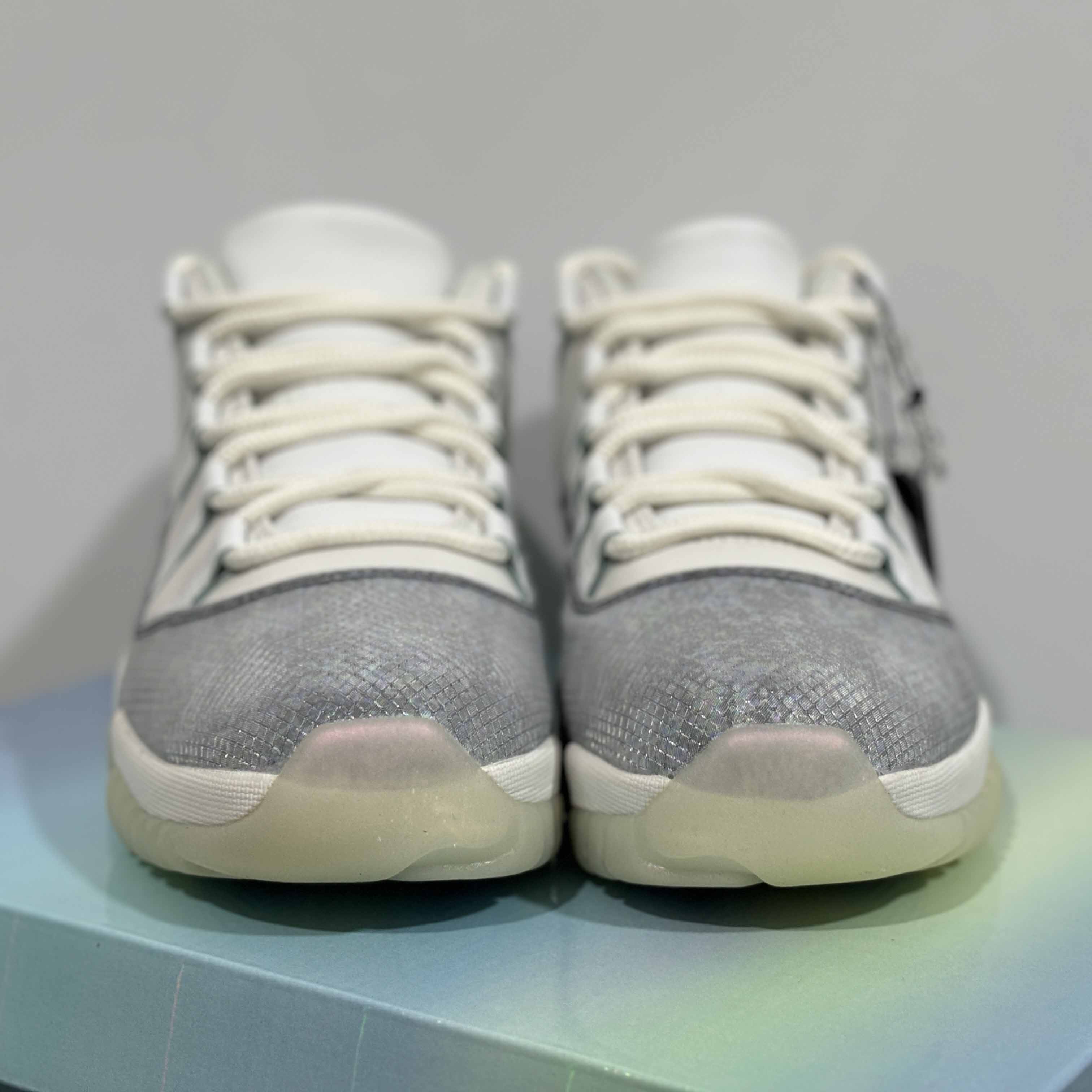Air Jordan 11 Low Sneaker   HQ7000-001 - PerfectKickZ