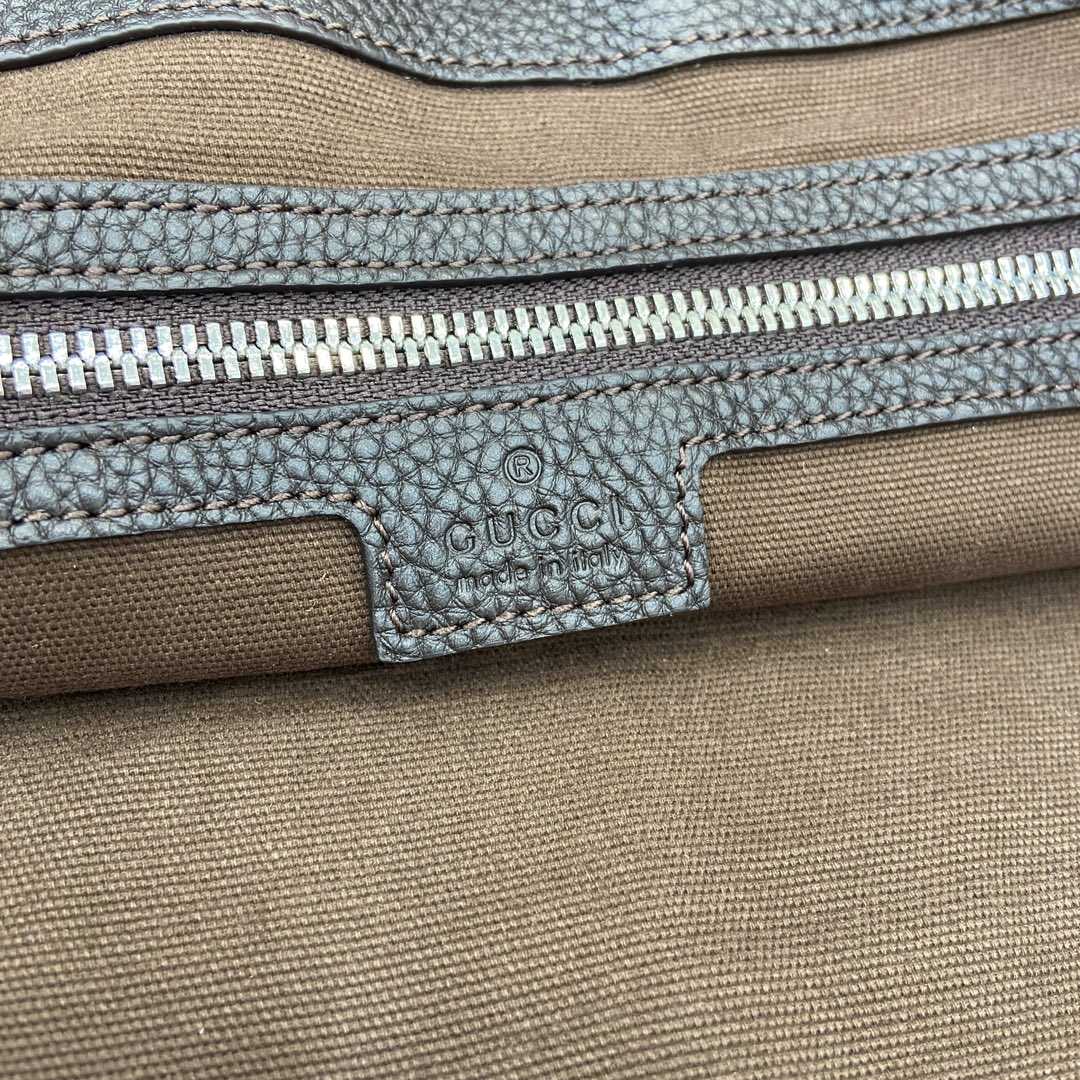 Gucci B Large Shoulder Bag - PerfectKickZ