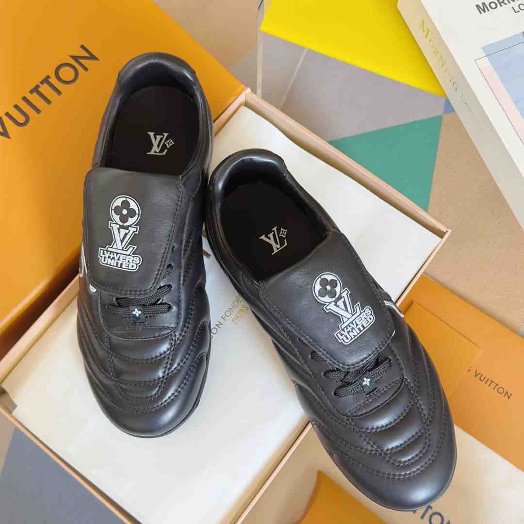 Louis Vuitton LV Footprint Soccer Sneaker   1AHAI1 - PerfectKickZ