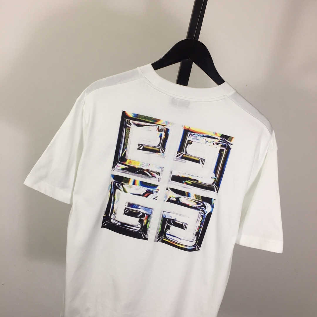 Givenchy Short-sleeved T-shirt In Cotton - PerfectKickZ
