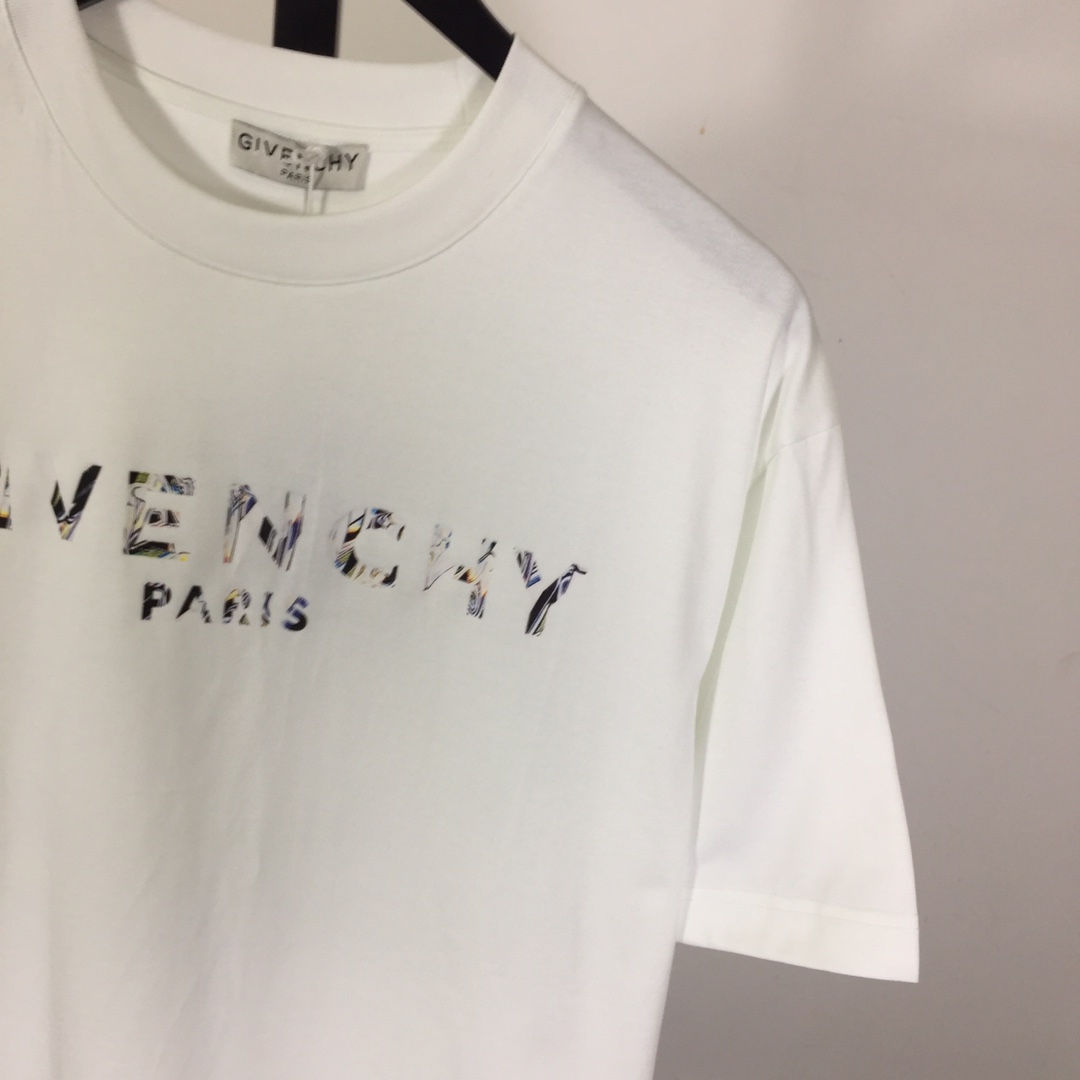 Givenchy Short-sleeved T-shirt In Cotton - PerfectKickZ