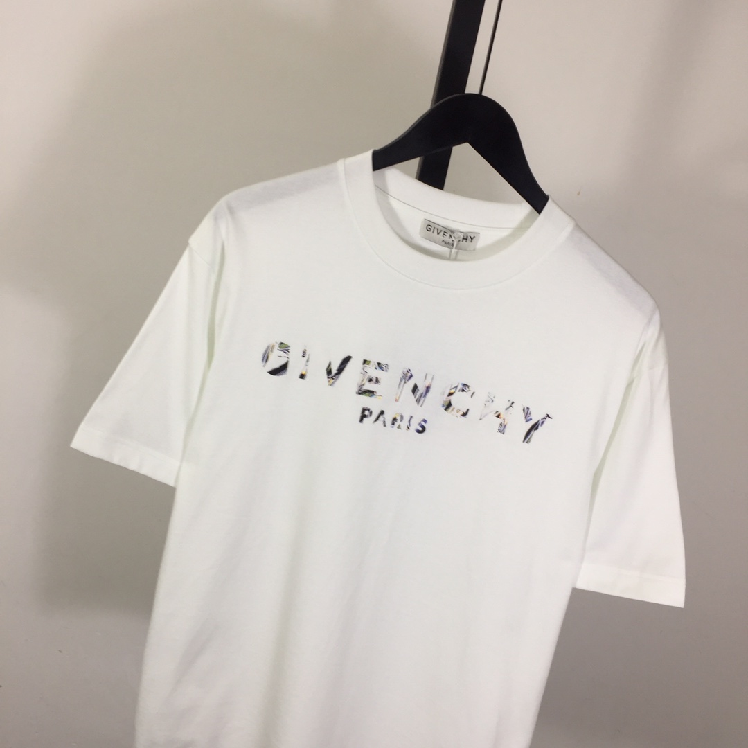 Givenchy Short-sleeved T-shirt In Cotton - PerfectKickZ