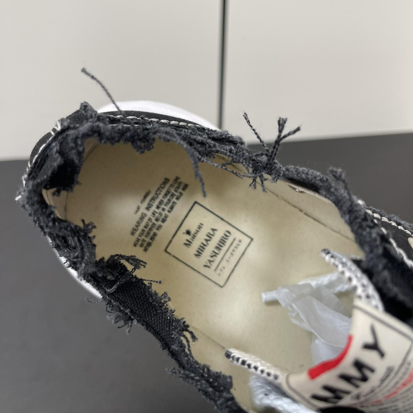 Maison Mihara Yasuhiro Low-Top Sneakers - PerfectKickZ
