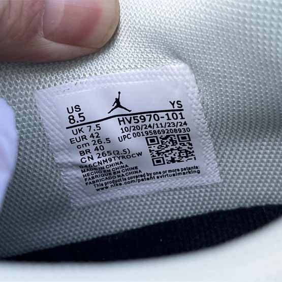 Jordan Legacy 312 Low Sneaker     HV5970-101  - PerfectKickZ