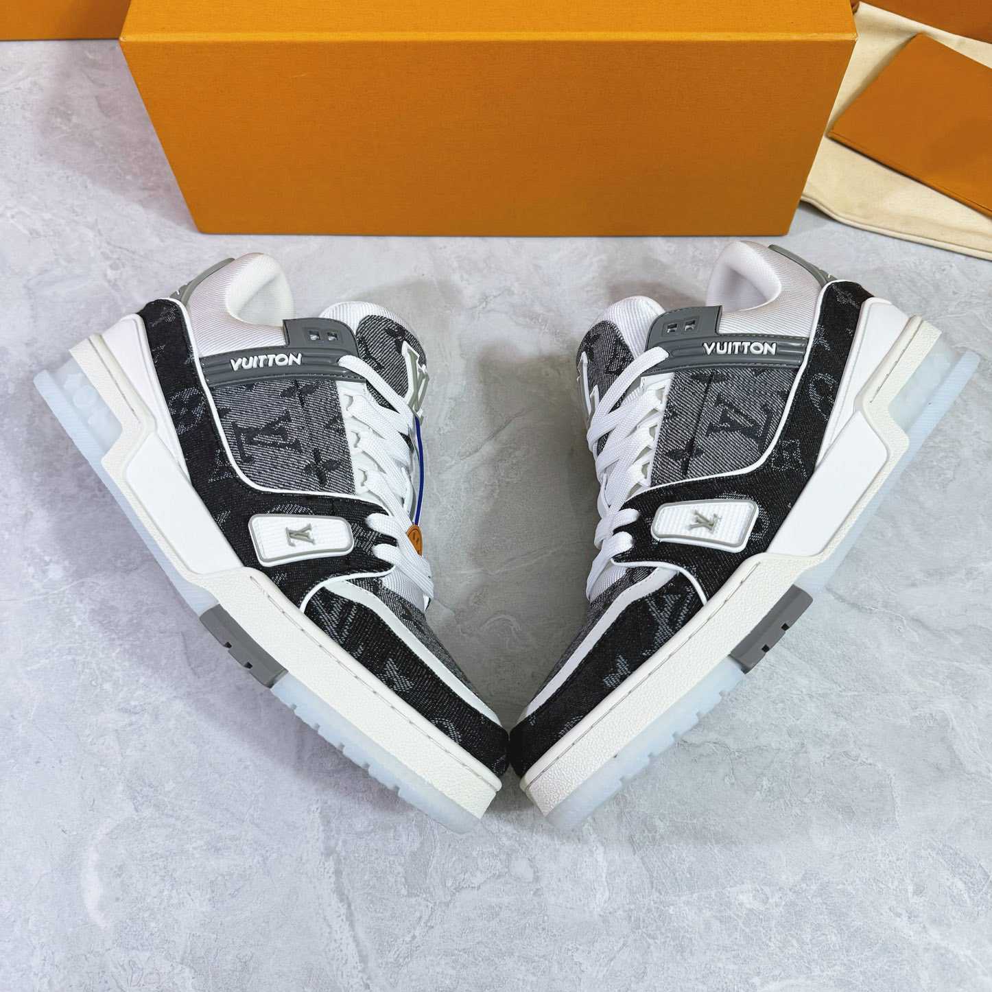 Louis Vuitton LV Trainer Sneaker  1ADHIK - 